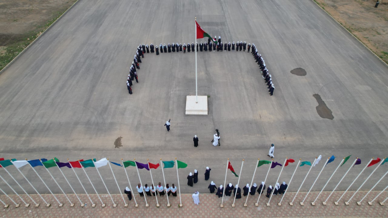 بدء فعاليات المخيم الصيفي السادس للجوالات بمحافظة ظفار