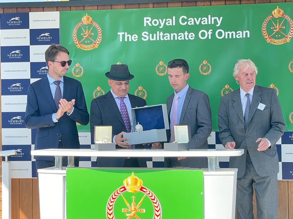 “فطينة” للخيالة السلطانية تحقق المركز الثاني على مضمار نيوبري بالمملكة المتحدة