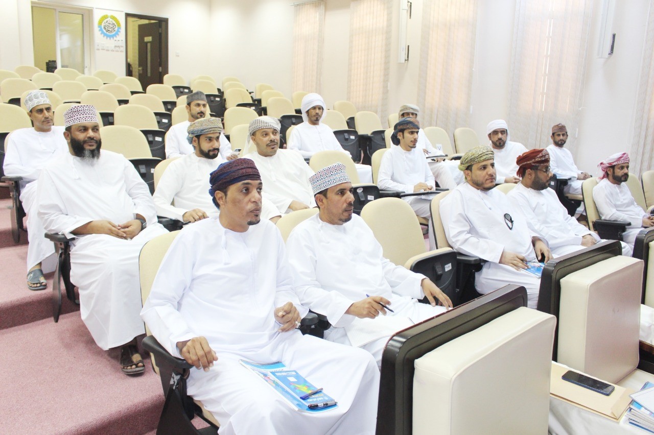 بدء برنامج /جاهزية رائد الأعمال/ بمحافظة جنوب الشرقية