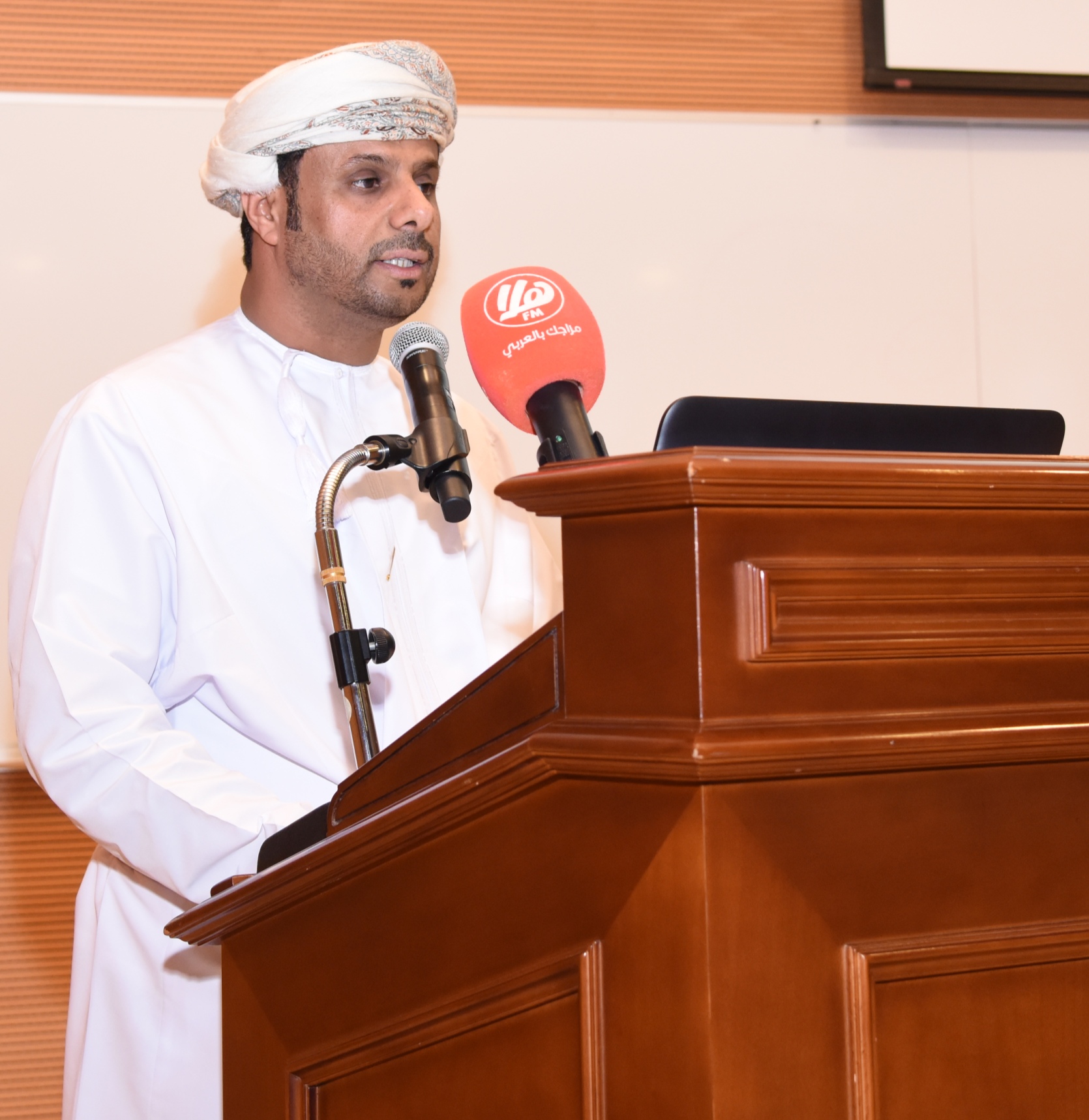 ختام الملتقى الفكري لشباب مجلس التعاون الخليجي بمحافظة ظفار 2 62fb701f243db