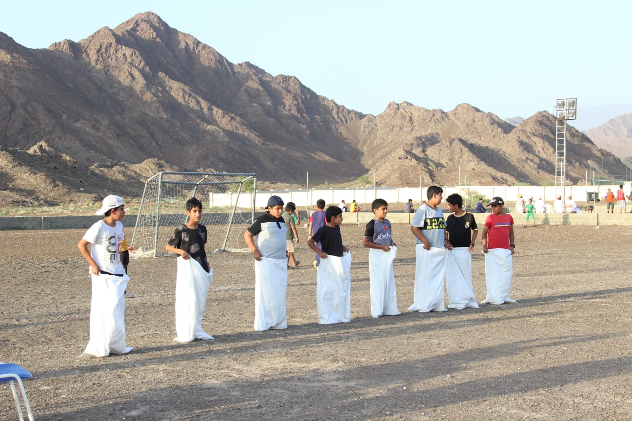 البرامج الصيفية الرياضية تستقطب الرياضيين والهواة في محافظة الظاهرة 2 62fca6975c716