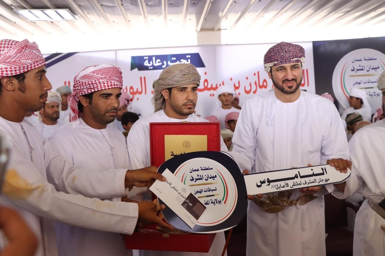 منافسةُ قوية يشهدها سباق الهجن بميدان المشرف بالمضيبي 2 62ff63bd80662