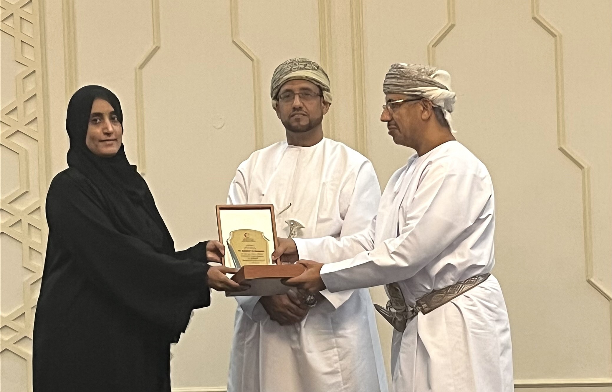 مستشفى السلطان قابوس  ينظّم مؤتمرًا للعناية المركّزة للأطفال