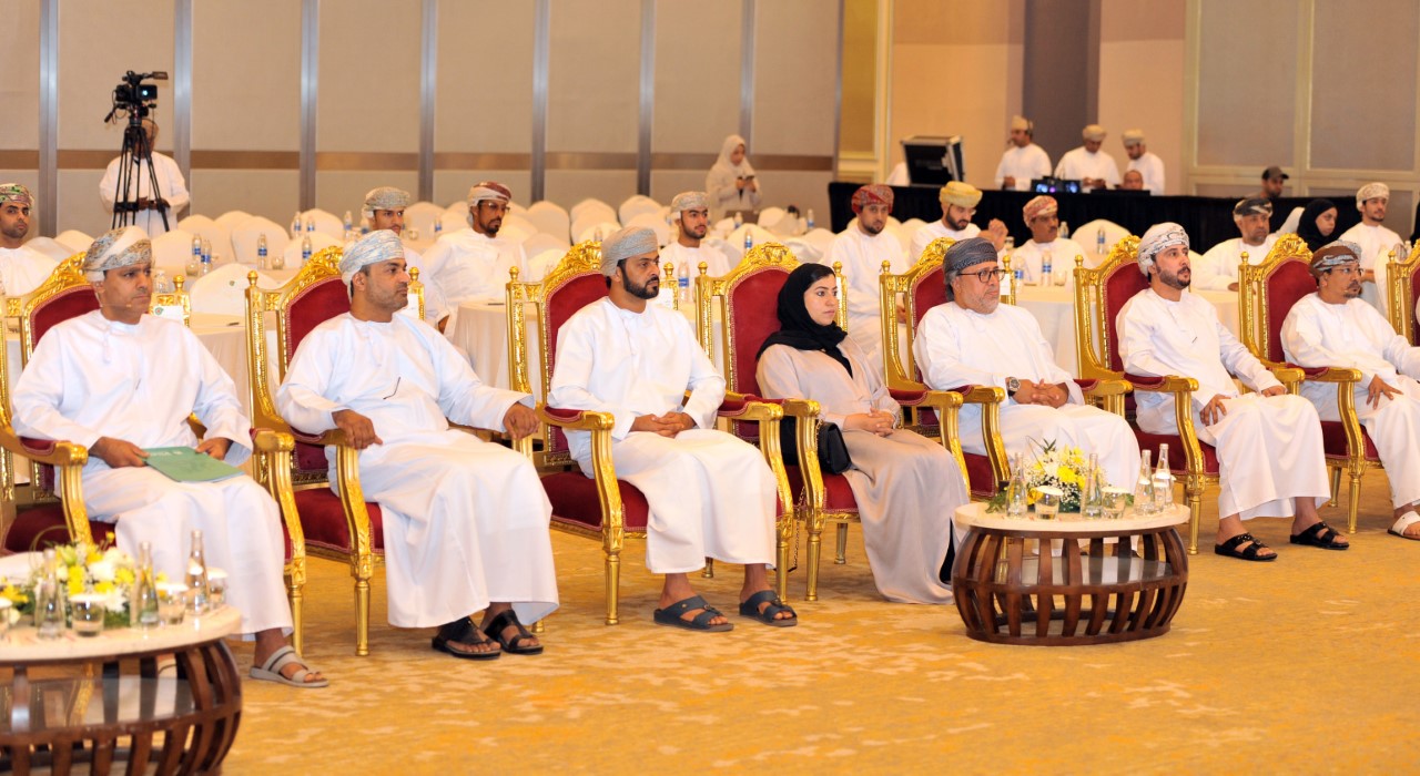 تنمية نفط عمان تنظم المجلس الحواري بمحافظة ظفار