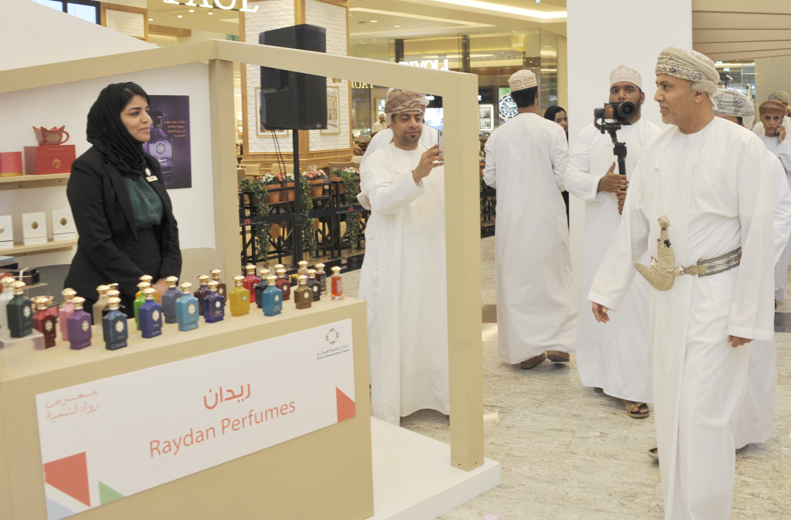 افتتاح أعمال النسخة الثانية من معرض رواد التنمية 3 6305e1abcdfd4 scaled