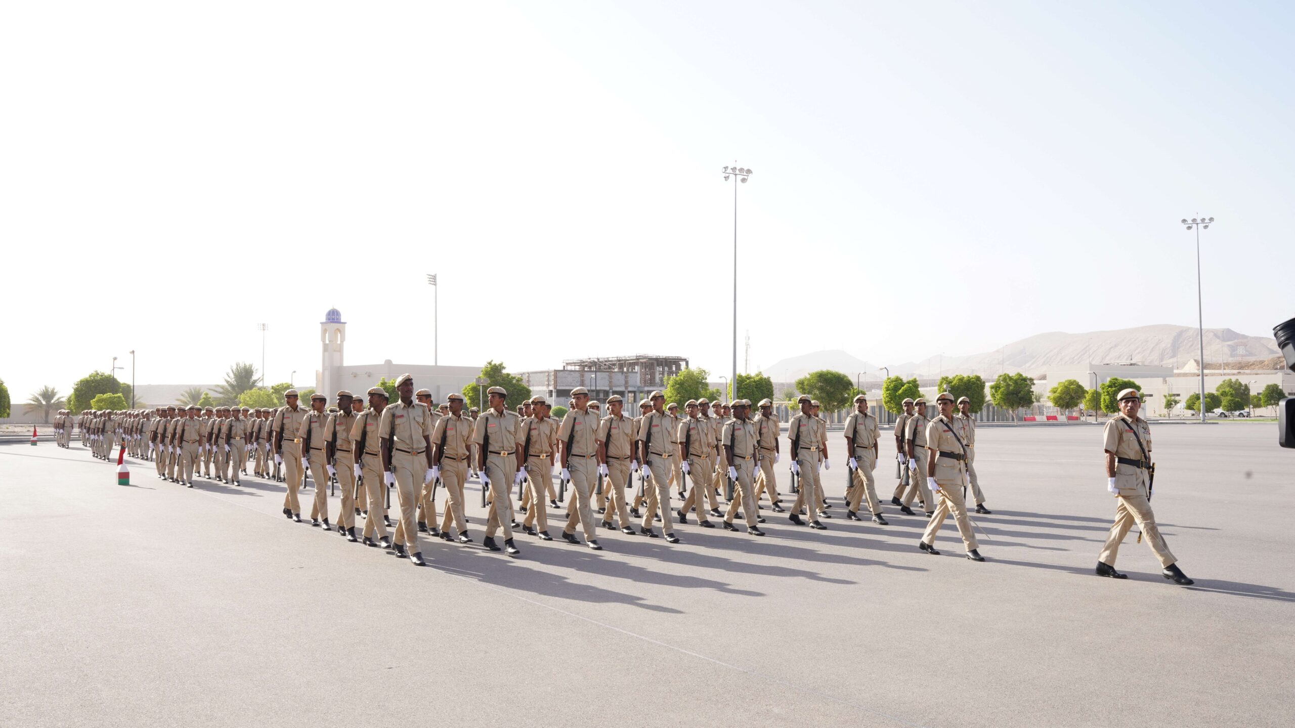 تخريج الدورة الـ 18 من الجنود المستجدين بشؤون البلاط السلطاني