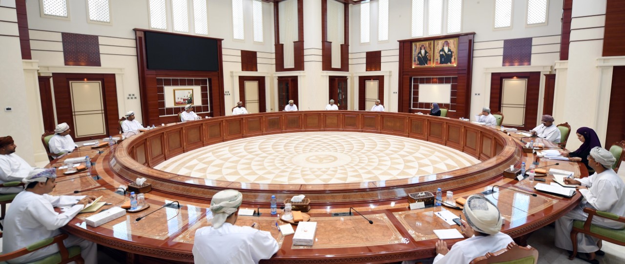 تنفيذًا للاهتمام السامي.. “التربية والتعليم” و”الثروة الزراعية والسمكية وموارد المياه” توجهان بالبدء في توفير الوجبات الغذائية