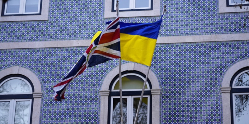 بريطانيا وأوكرانيا تبدآن محادثات بشأن التجارة الرقمية