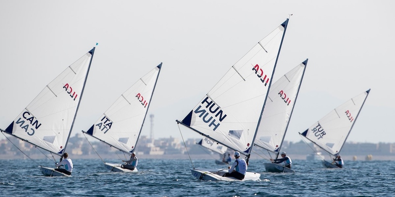 سلطنة عُمان تستضيف البطولة العربية للإبحار الشراعي 2022