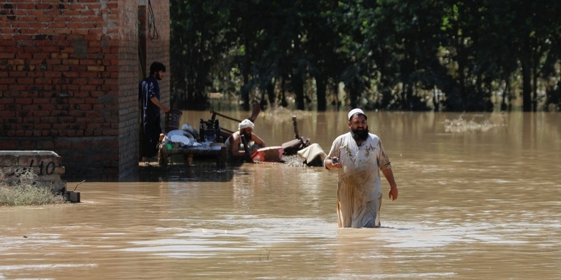 ارتفاع حصيلة الوفيات نتيجة فيضانات باكستان إلى 1061