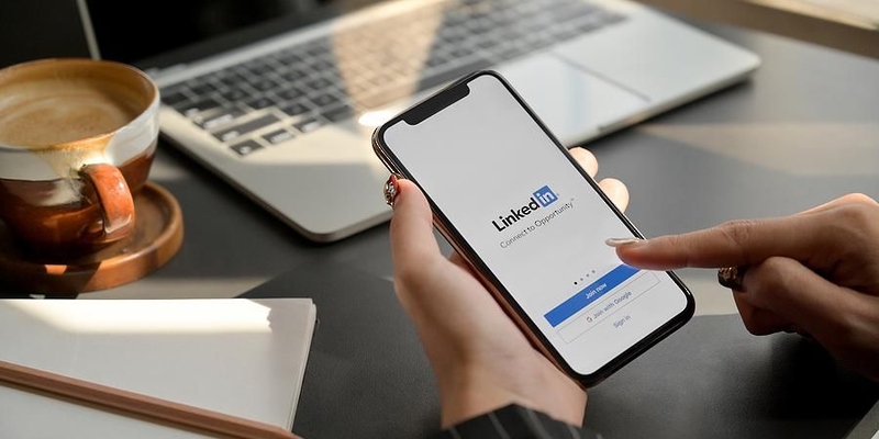 “لينكد إن” تطرح ميزات جديدة لمنشئي المحتوى