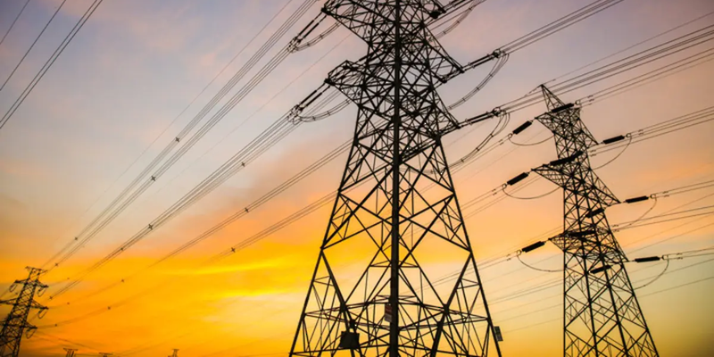 فرنسا تخطط لوضع سقف لأسعار الكهرباء والغاز العام المقبل