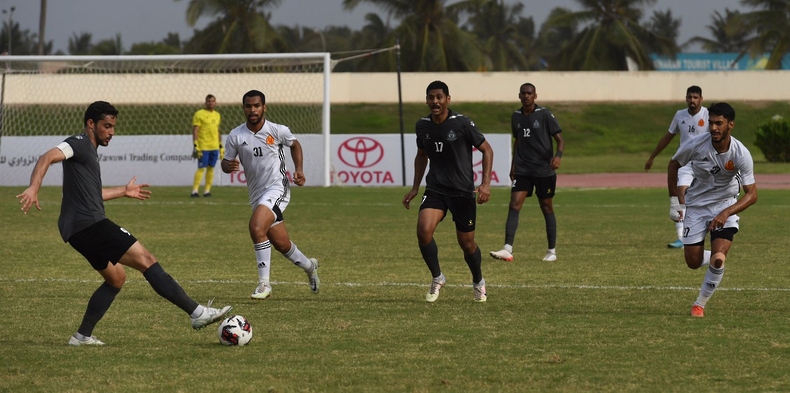 الحرس السلطاني وسلاح الجو السلطاني إلى نهائي بطولة قوات السلطان المسلحة لكرة القدم