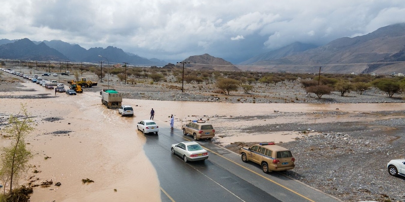 رفع حالة التأهب والجاهزية من شرطة عمان السلطانية والقطاعات الأساسية بمحافظة جنوب الباطنة