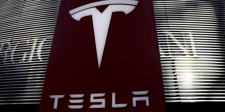 شركة ” تسلا” تبرم صفقة لشراء النيكل من اندونيسيا بقيمة 5 مليارات دولار