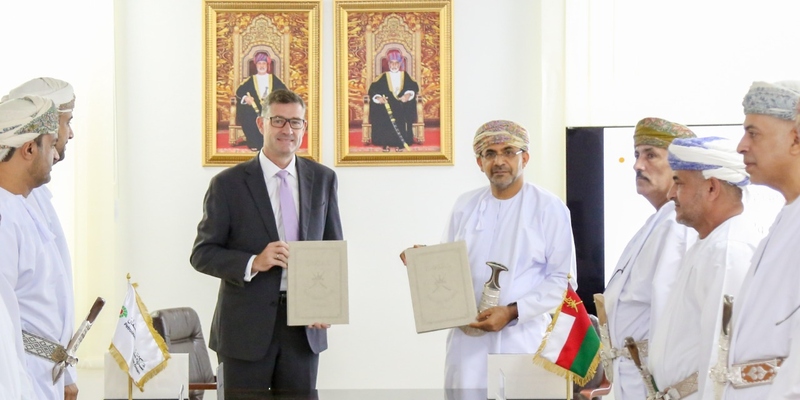 /الثروة الزراعية/ و/تنمية نفط عُمان/ توقعان مذكرة تعاون متعددة المجالات