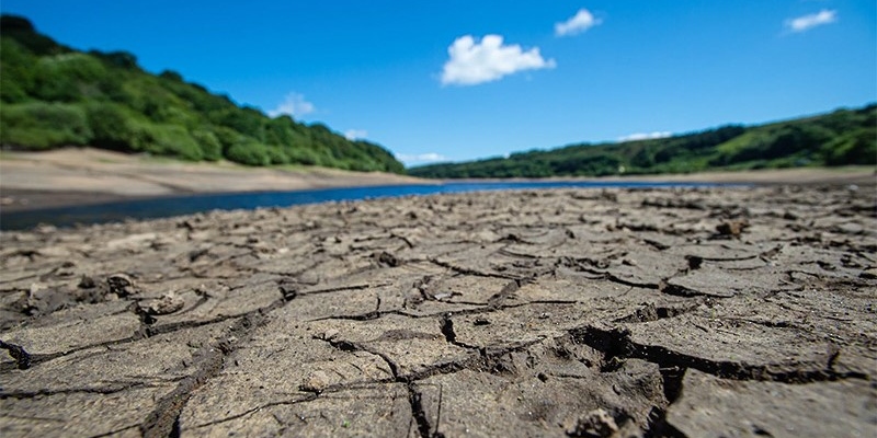 إنجلترا تشهد فصول صيف أطول وأكثر جفافًا بسبب تغير المناخ