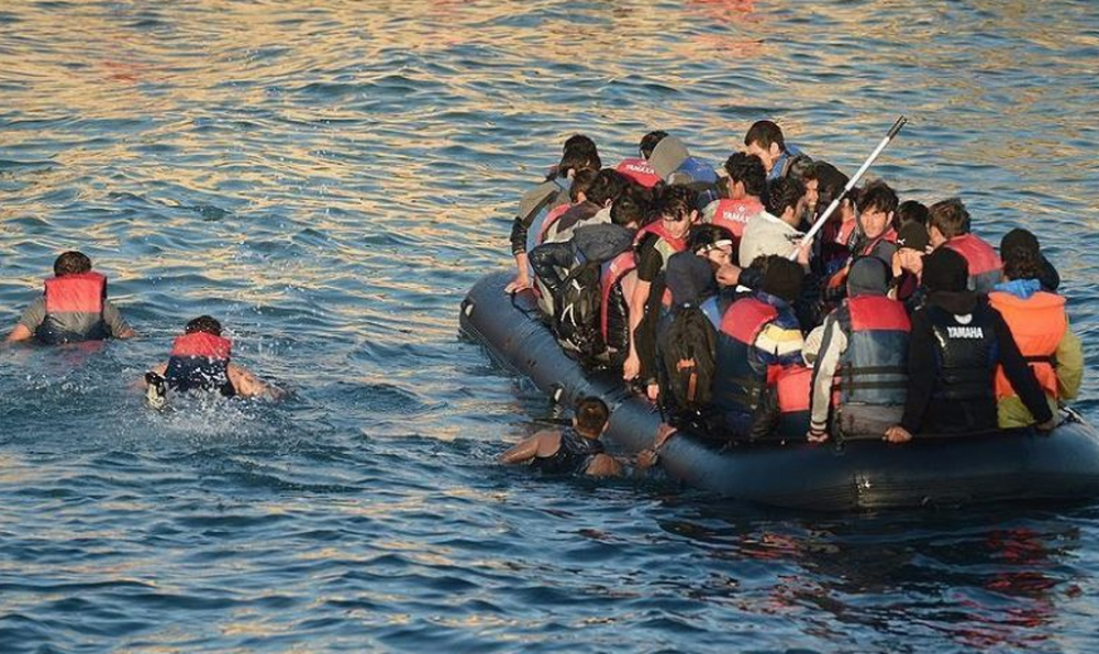 إنقاذ 29 مهاجرًا وفقدان العشرات في بحر إيجه