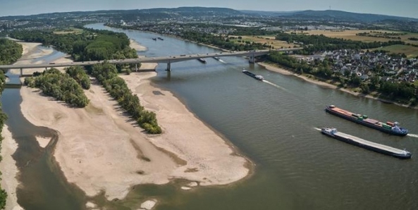 انتقال ثمانية أجزاء من إنجلترا إلى حالة الجفاف