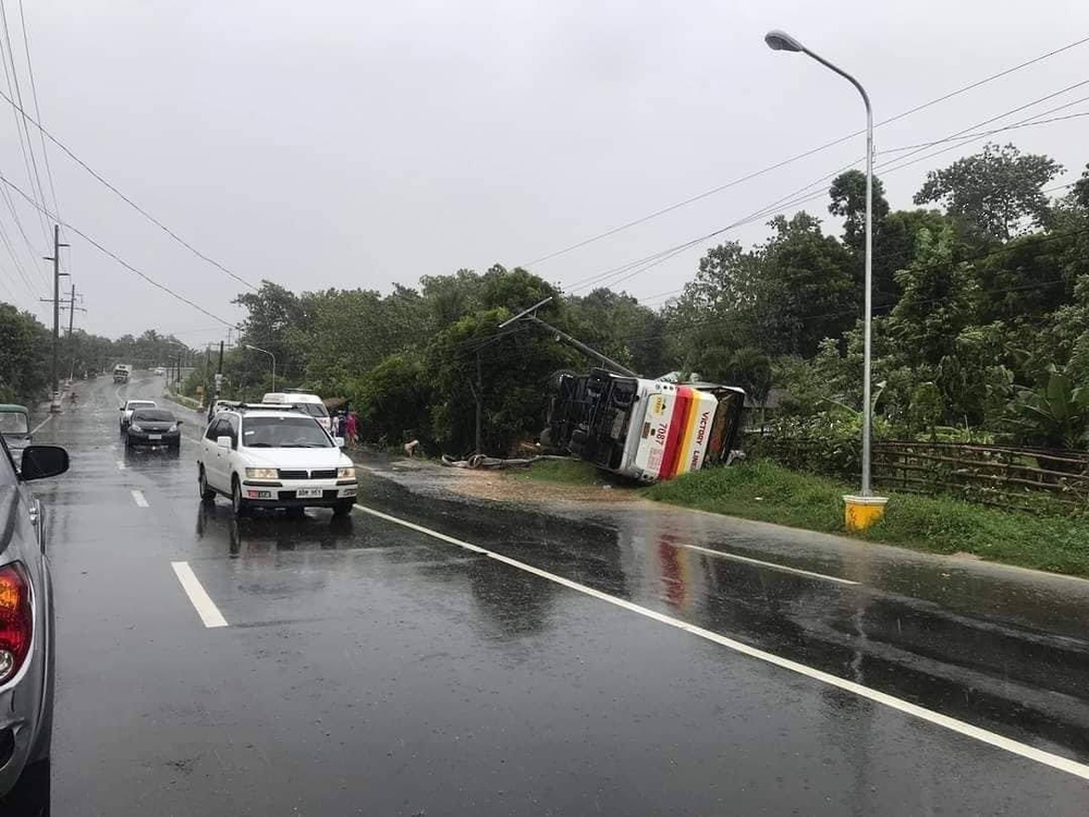 الفلبين: وفاة شخصين وإصابة آخرين بسبب العاصفة الاستوائية فلوريتا