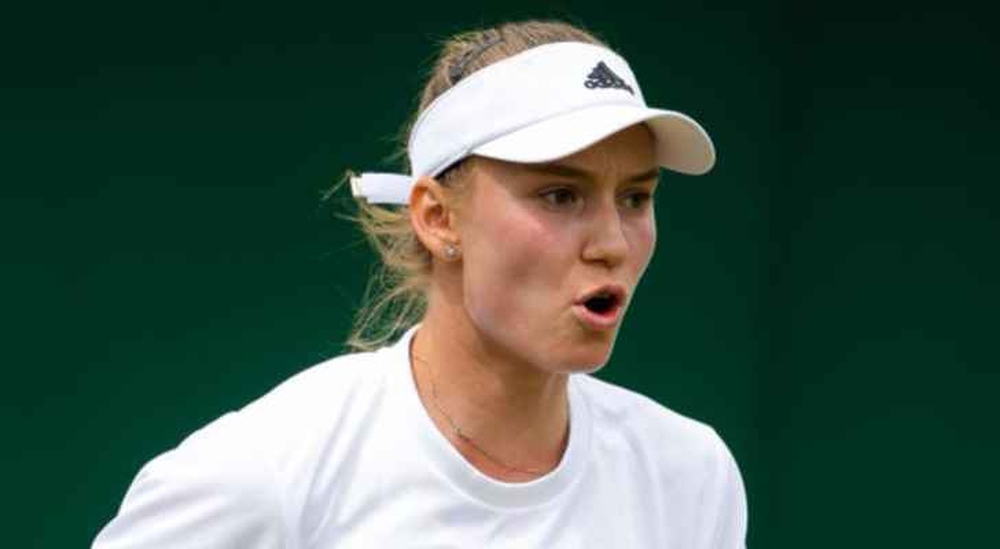 رايباكينا تتلقى الهزيمة الأولى منذ تتويجها في ويمبلدون