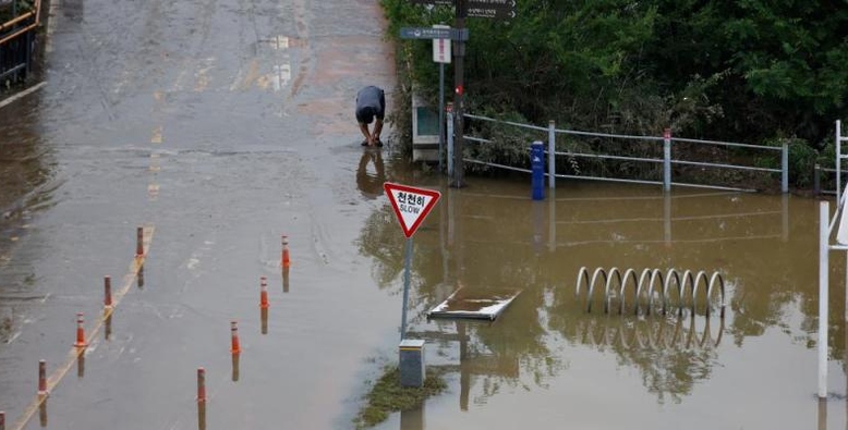مصرع 13 شخصًا جراء الأمطار الغزيرة في كوريا الجنوبية