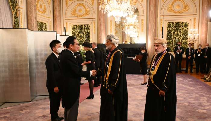 Delegated by HM, Royal Court Advisor participates in former Japanese Premier funeral