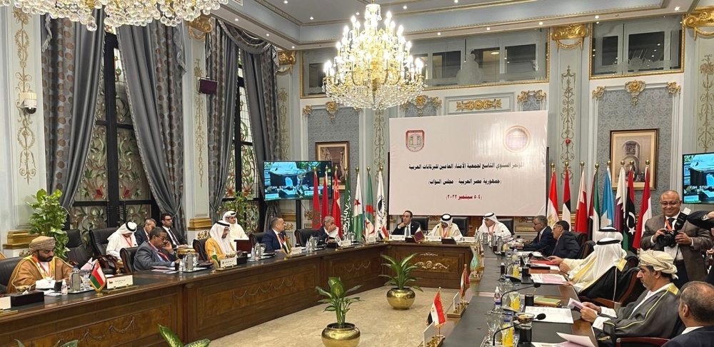 سلطنة عُمان تشارك في مؤتمر البرلمانات العربية بالقاهرة