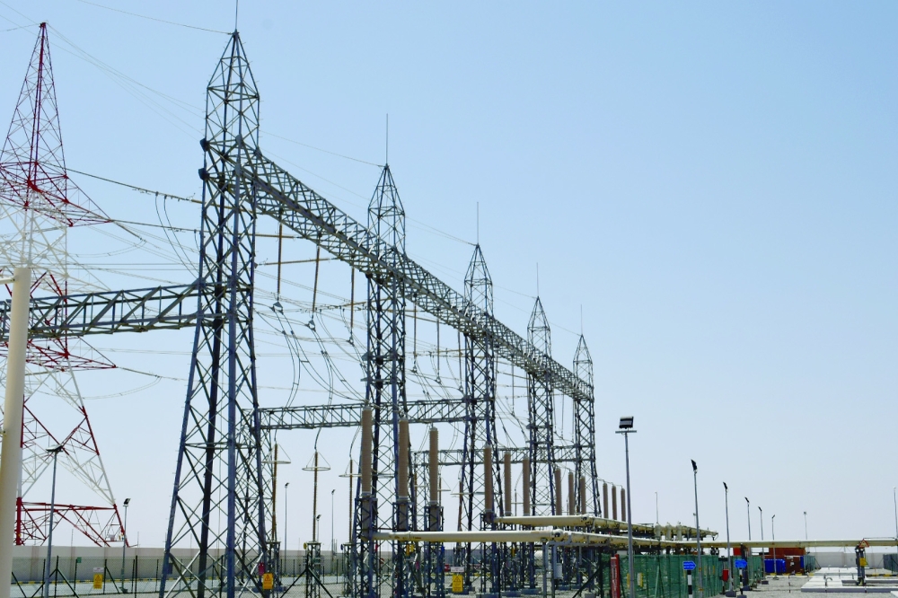 40 مشروعا للطاقة الشمسية نفذتها “كهرباء مزون” والنمو يصل 5 %