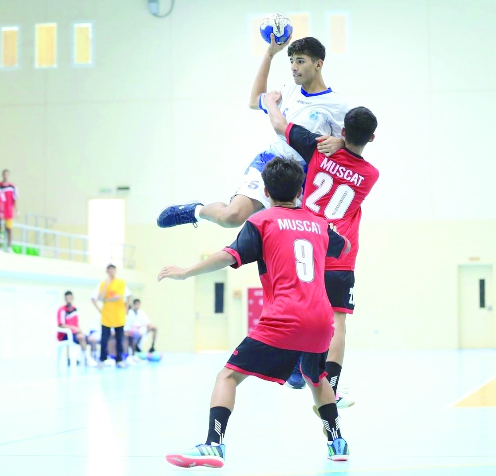 “اليد” يناقش برنامج إعداد المنتخبات الوطنية والمسابقات المحلية