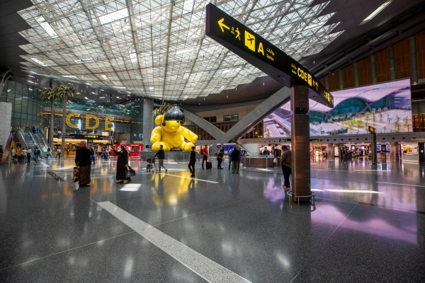 Qatar to reopen old airport to ease World Cup traffic