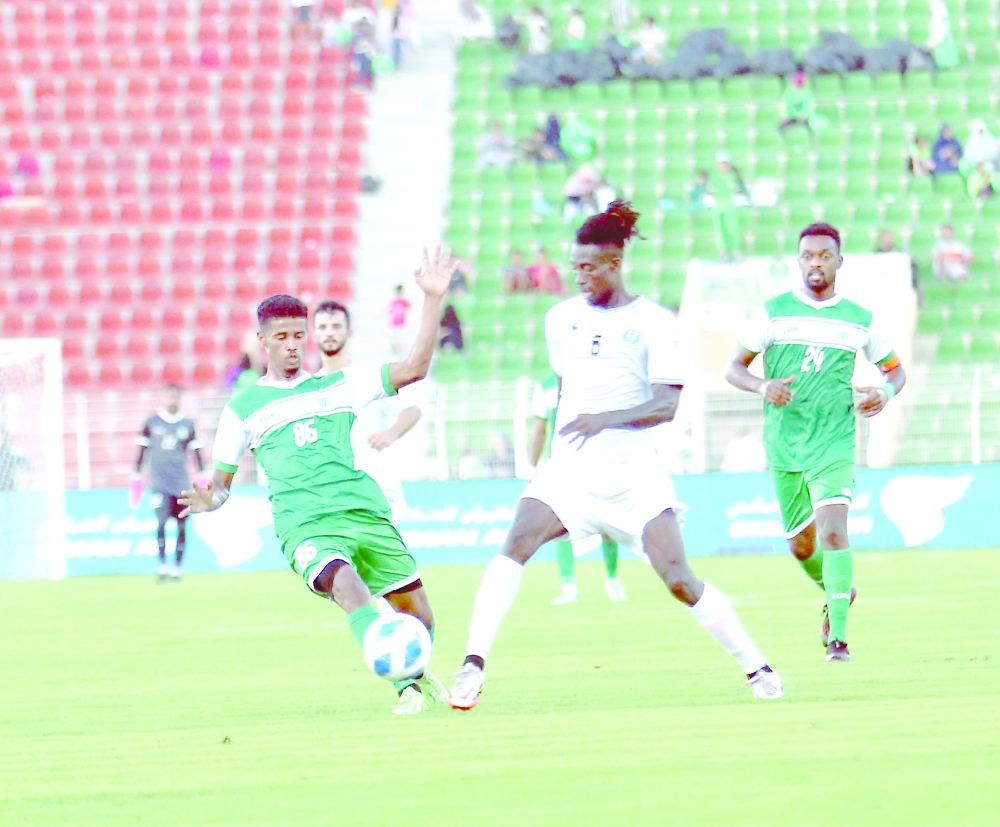 صراع قاع الترتيب يتأجج بمواجهتين في دوري عمانتل.. غداً