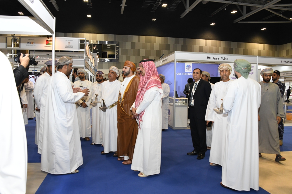 أكثر من 70 شركة تعرض أحدث تقنياتها في فعالية «تكنولوجيا المستقبل»