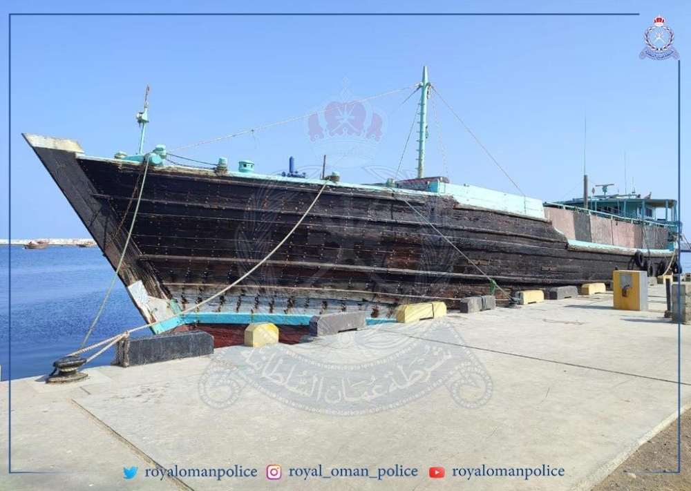 ضبط 8 وافدين لمحاولتهم تهريب الديزل