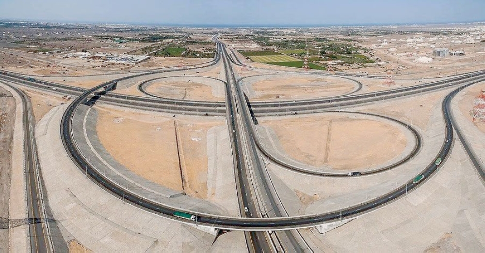 تنفيذ «وصلة شناص» بين طريقي الباطنة العام والسريع بطول 5.8 كم