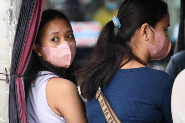 Philippines lifts ban on domestic workers to Saudi Arabia