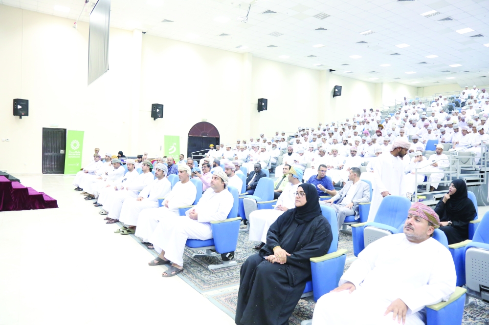 «تقنية صحار» تختتم الأسبوع التعريفي والطلبة يؤكدون جاهزيتهم للحياة الأكاديمية