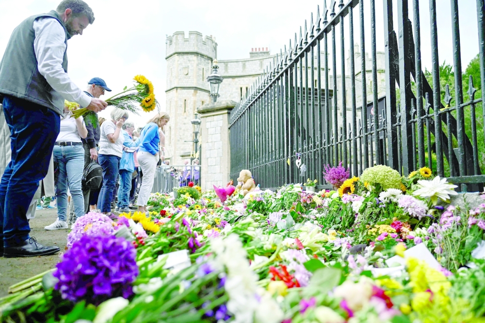 الملكة إليزابيث توارى الثرى مساء الاثنين في ويندسور