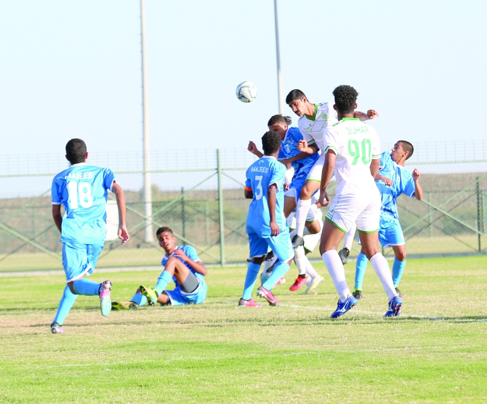 14 لقاء في دوري الشباب غداً