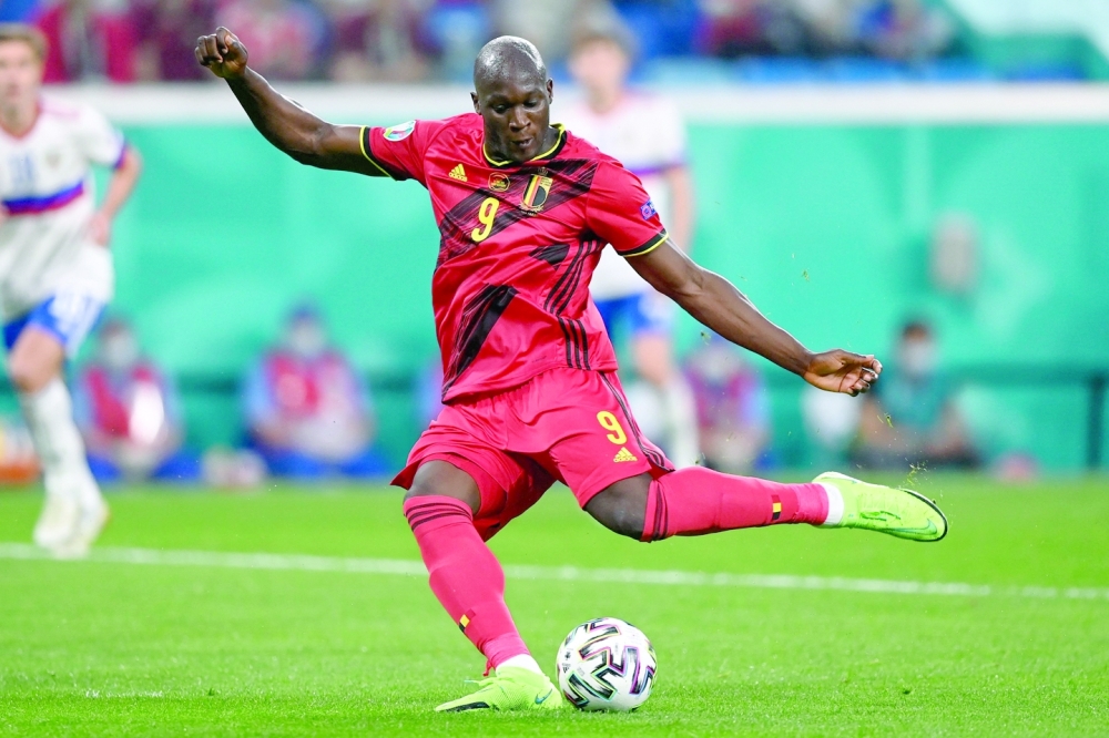 غياب لوكاكو عن مباراتي ويلز وهولندا