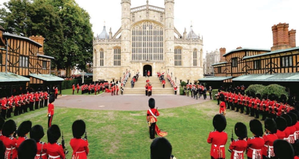 كنيسة الملك جورج السادس المثوى الأخير للملكة إليزابيث في قلعة وندسور التاريخية