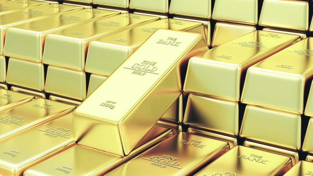 الذهب يقلص خسائره مع تراجع الدولار