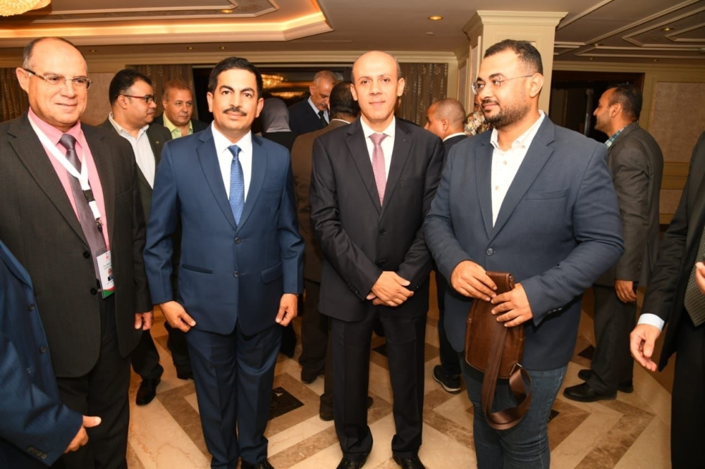 وزير الإعلام يلتقي بكبار الكتاب و رؤساء تحرير الصحف المصرية والمثقفين 1 وزير الإعلام يلتقي بكبار الكتاب و رؤساء تحرير الصحف المصرية والمثقفين