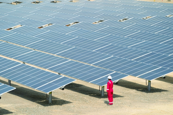 Oman’s OQ Group plans solar power projects in Liwa, Block 60