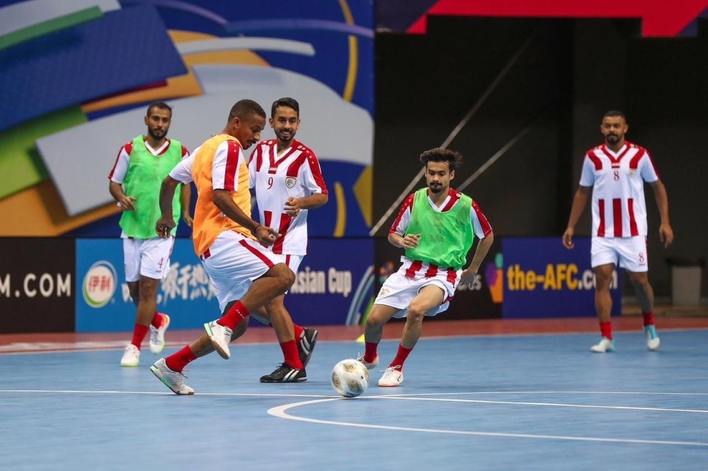 أحمر الصالات يواجه المستضيف منتخب الكويت .. غداً