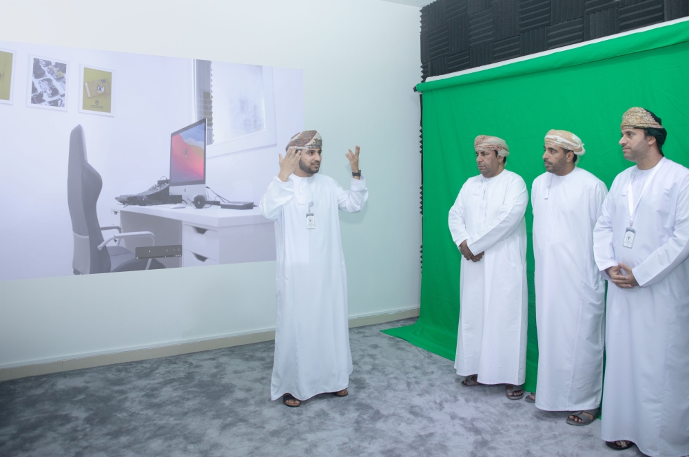 افتتاح استوديو تعليمي رقمي بتعليمية شمال الباطنة