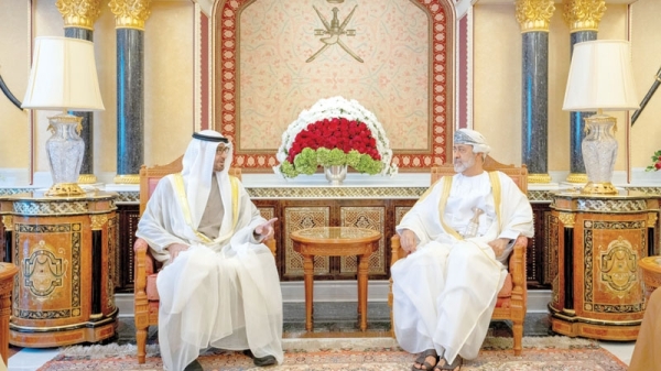 HM, UAE President hold bilateral meeting