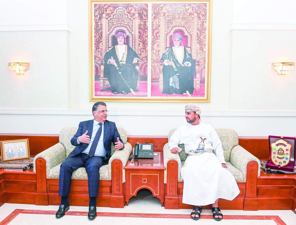 بحث مجالات التعاون العدلي بين سلطنة عمان والمغرب