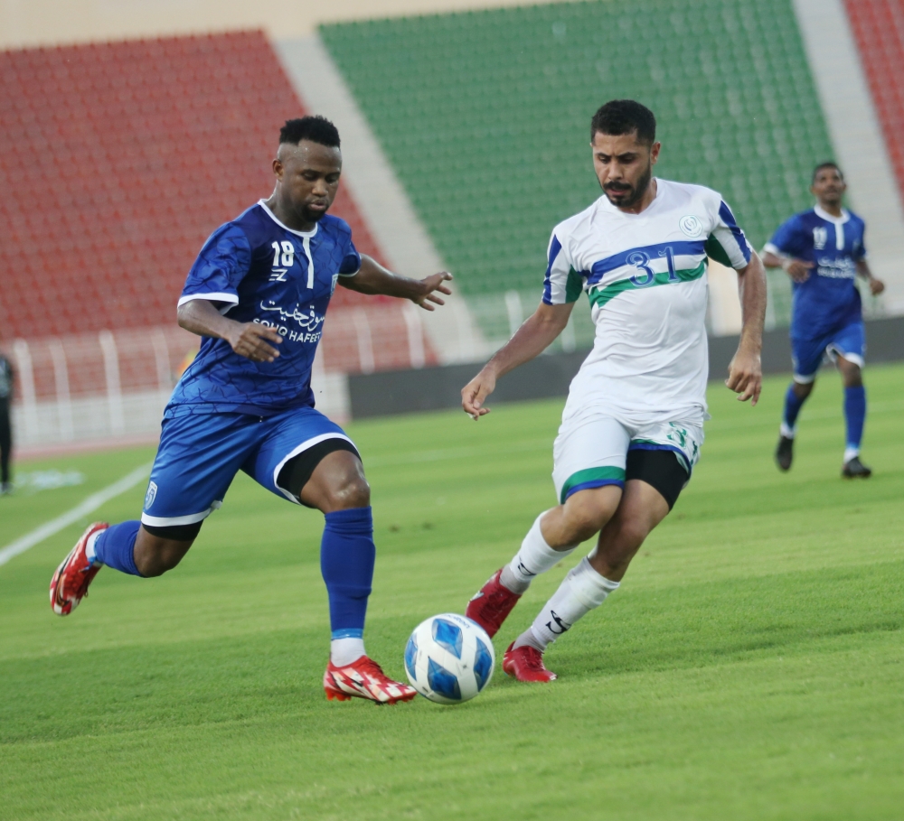 عادل الفارسي: الحظوظ متكافئة والكأس ذات طابع متفرد