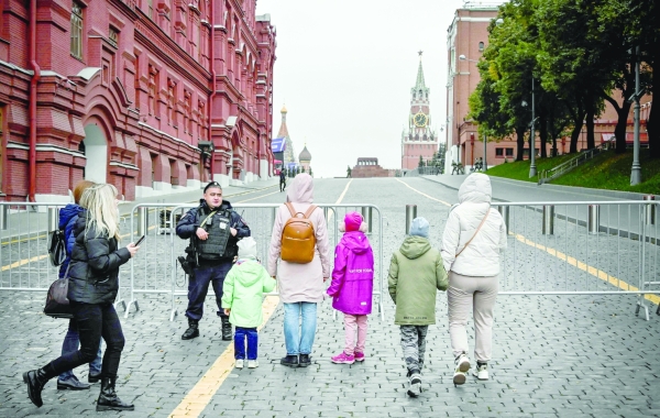 Putin to proclaim rule over seized Ukrainian land